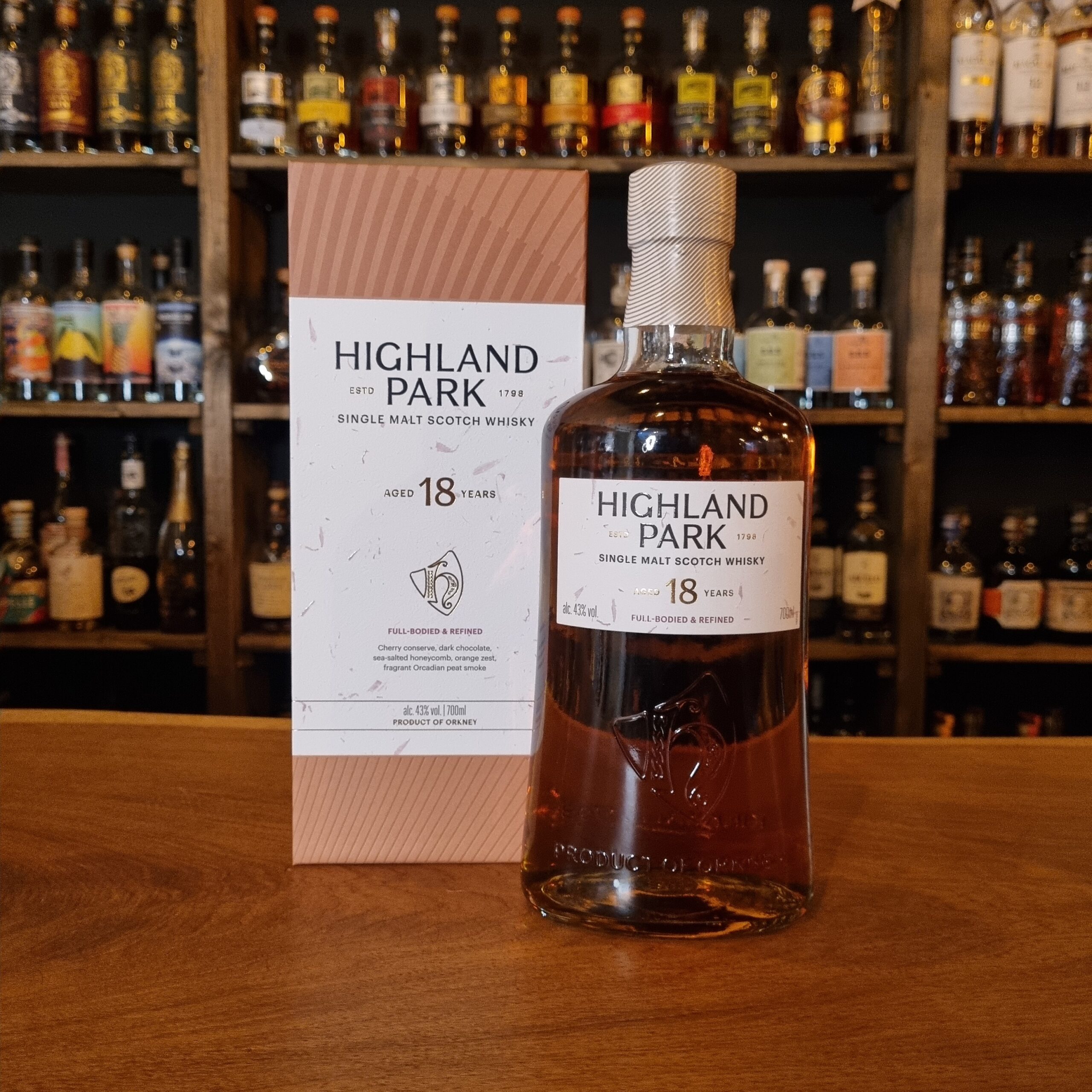 K b Highland Park 18 r Single Malt Whisky 43 Orkney Destilleri