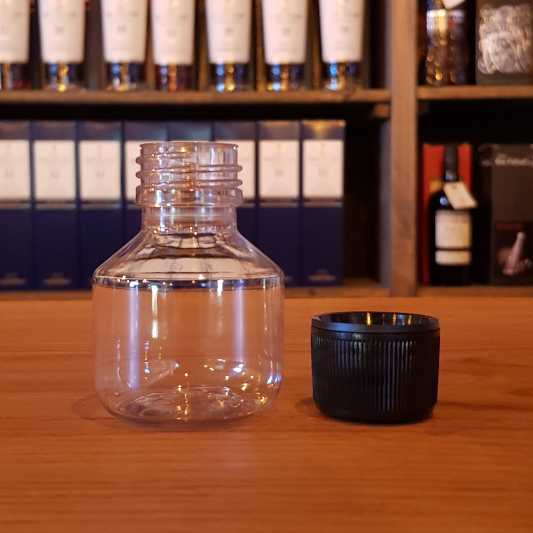 PET Sampleglas + låg med låsering (5 cl)